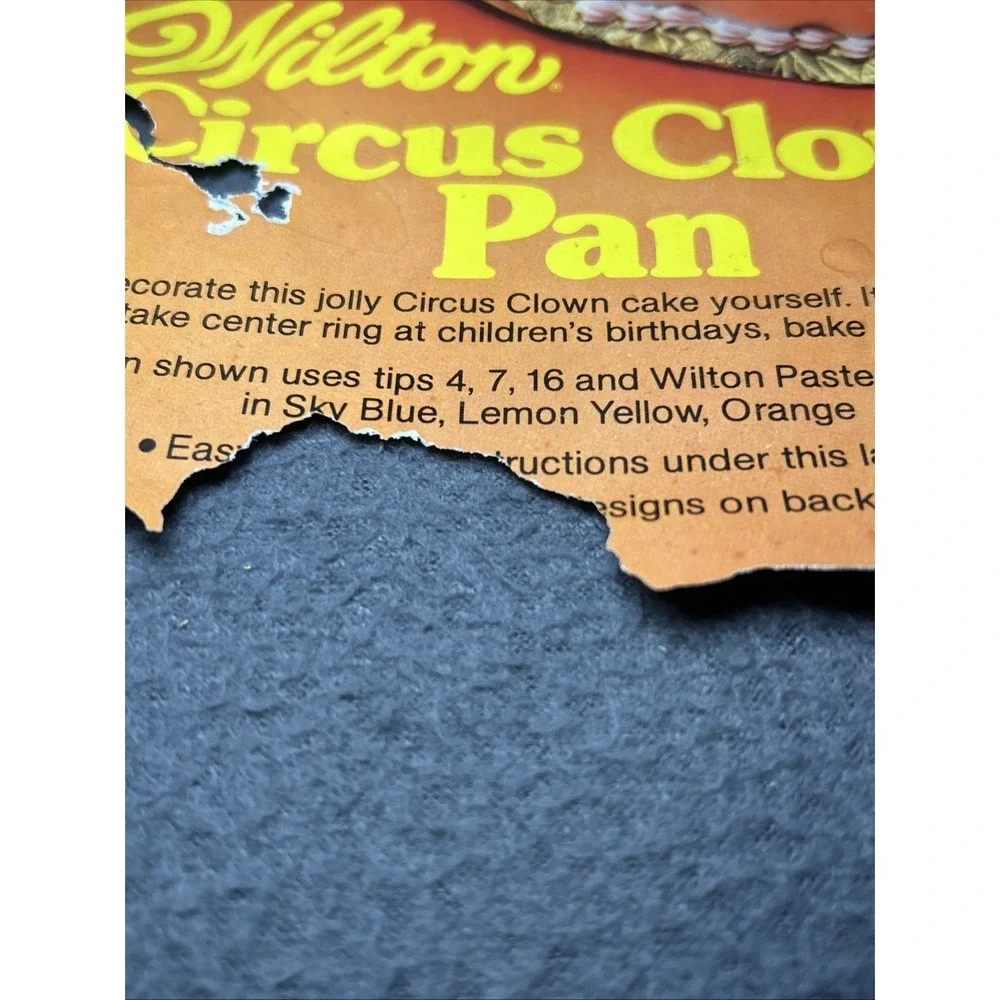 Vintage Wilton 1982 Circus Clown Cake Pan 502-3193 Retired w Instructions Insert